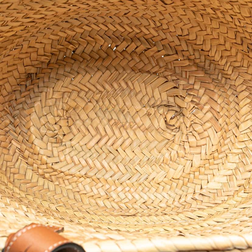 Loewe Medium Raffia Basket Tote Brown Good condition - Model View