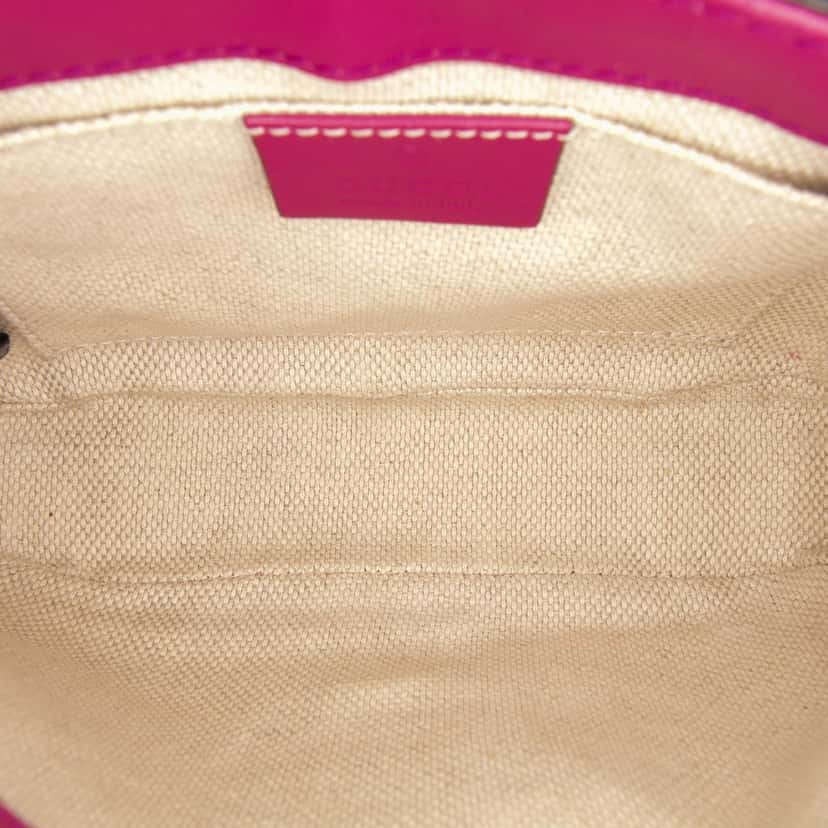 Gucci Small Patent Soho Chain Flap Crossbody Red Leather Good condition - Model View