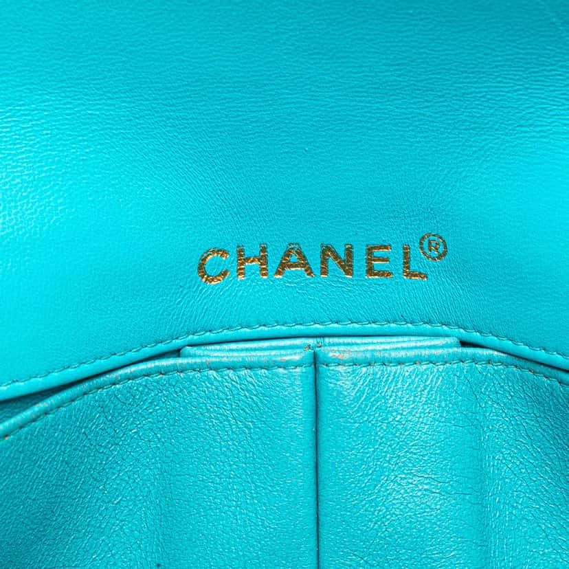 Chanel Chocolate Bar Lambskin East West Flap Black Leather Good condition - Box View