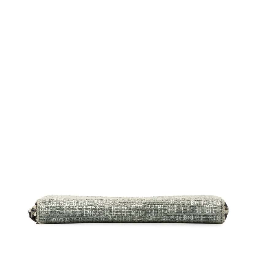 Chanel Tweed Deauville Continental Wallet Grey Tweed Good condition - Model View