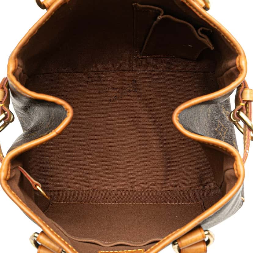 Louis Vuitton Monogram Batignolles Vertical PM Brown Canvas Good condition - Model View