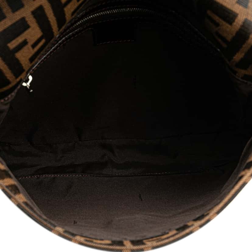 Fendi Zucca Canvas Shoulder Bag Brown Canvas Very good condition - Model View