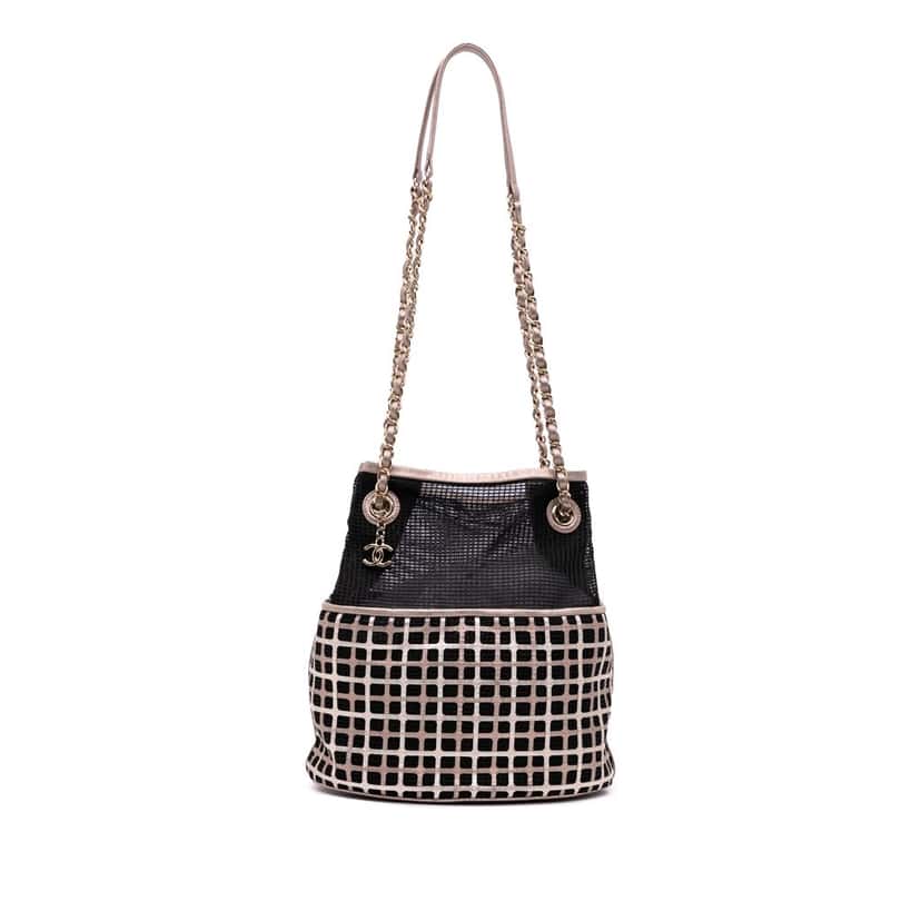 Chanel CC Mesh and Metallic Calfskin Bucket Bag Black Polyester Good condition - Front View
