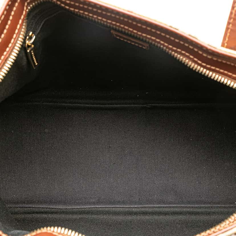 Burberry Haymarket Check Coated Canvas Tote Brown Canvas Good condition - Model View