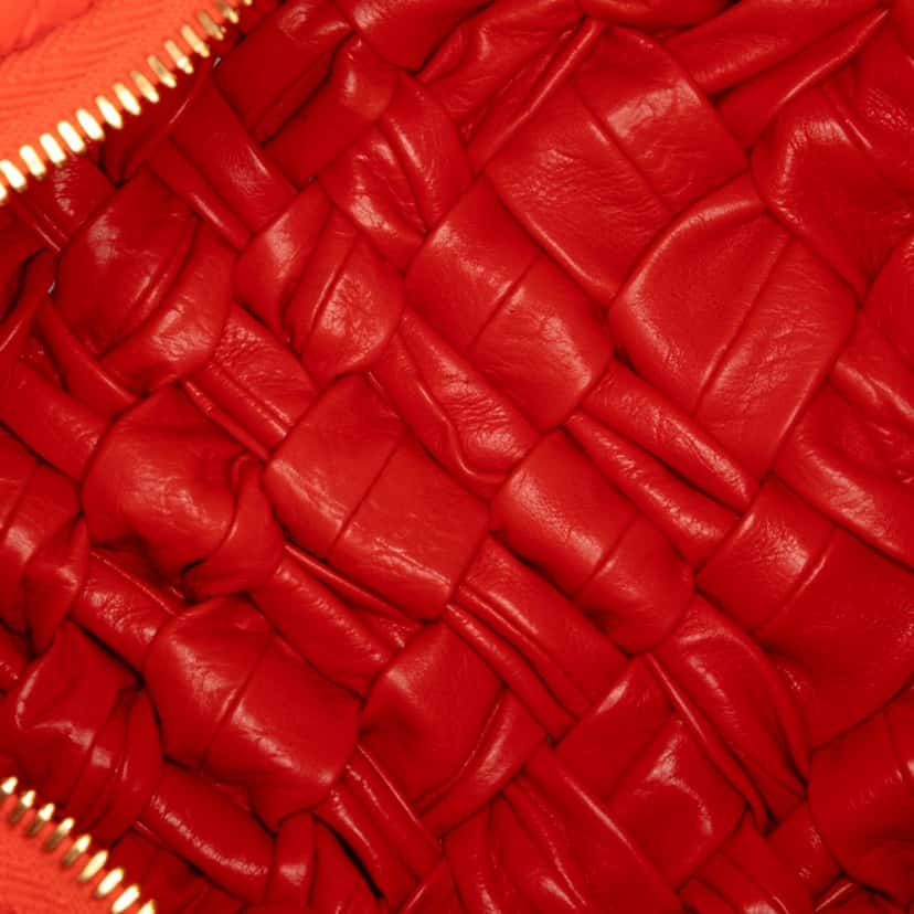 Bottega Veneta Foulard Intrecciato Calfskin Banana Hobo Red Leather Good condition - Model View