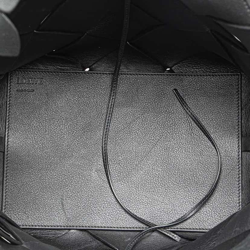 Loewe Small Woven Calfskin Buckle Surplus Basket Bag Black Leather Good condition - Model View
