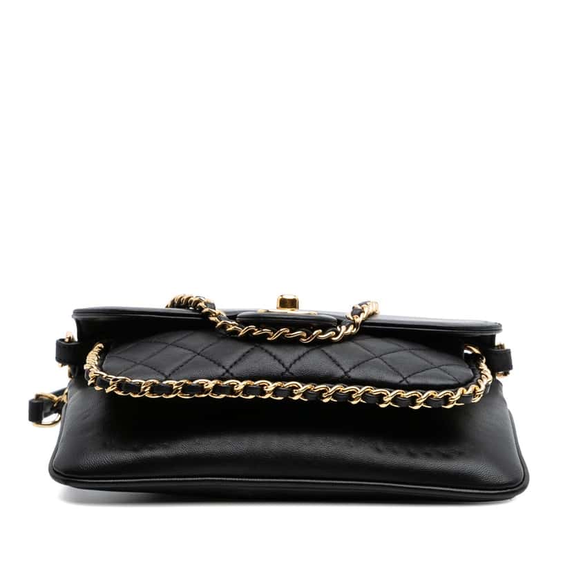 Chanel Small Quilted Lambskin CC Unchained Flap Black Leather Good condition - Inside View