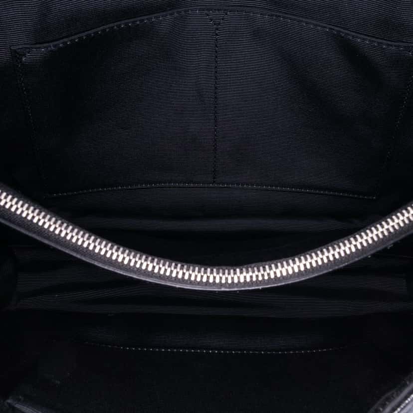 Dior Large Crackled Deerskin Diorama Satchel Black Leather Good condition - Model View