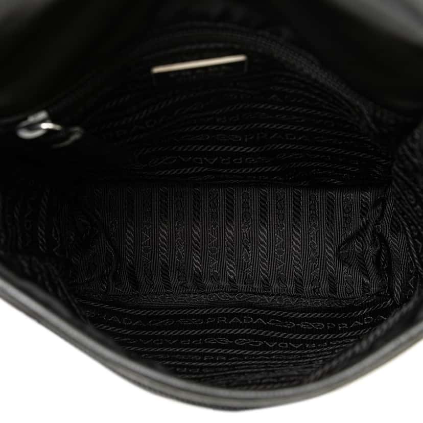 Prada Tessuto Buckle Messenger Bag Black Good condition - Model View