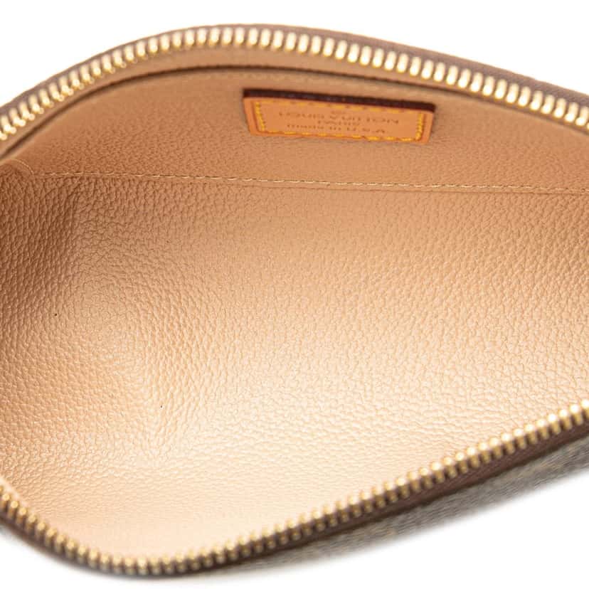 Louis Vuitton Monogram Cosmetic Pouch PM Brown Canvas Good condition - Model View