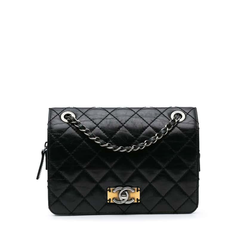 Chanel Quilted Calfskin Day Trip Flap Black Leather Good condition - Front View