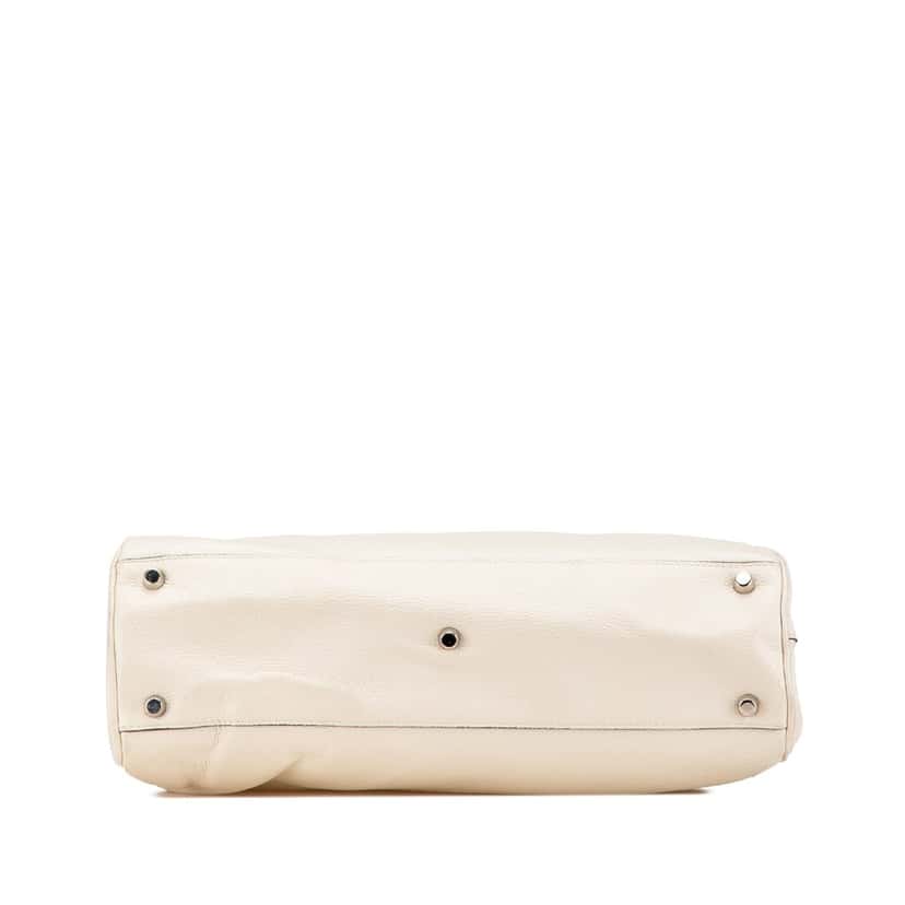 Gucci Medium Leather Zumi Top Handle Bag White Leather Good condition - Inside View