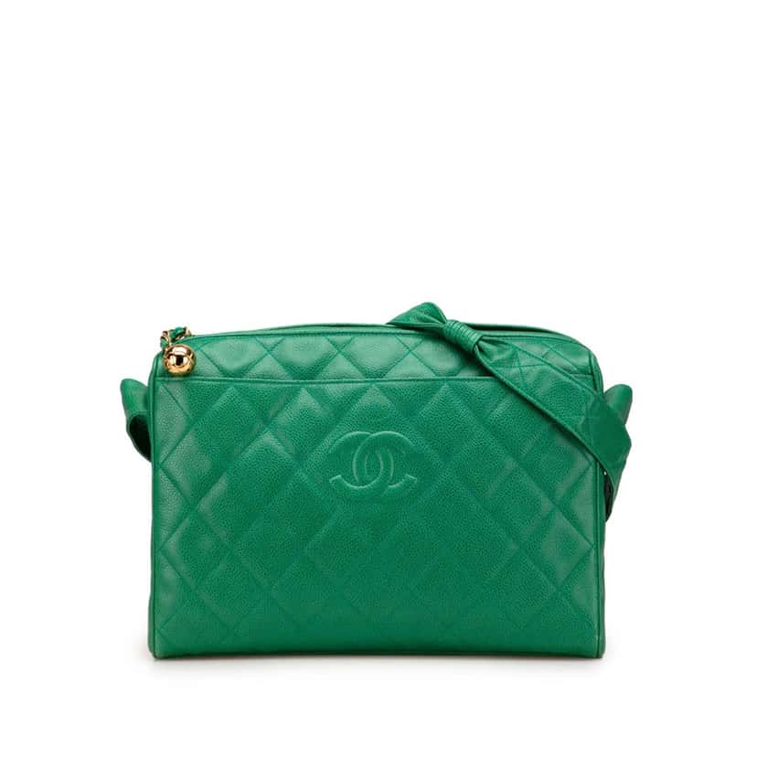 Chanel CC Quilted Caviar Camera Bag Green Leather Good condition - Front View