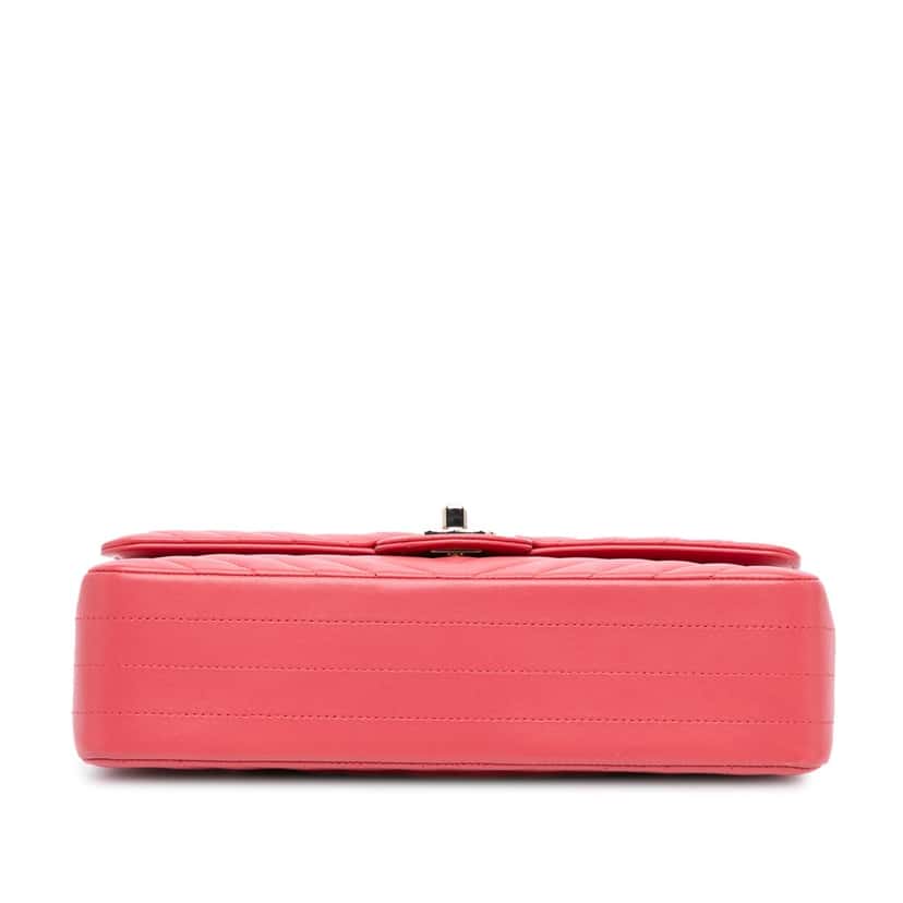 Chanel Medium Classic Chevron Lambskin Double Flap Pink Leather Good condition - Inside View