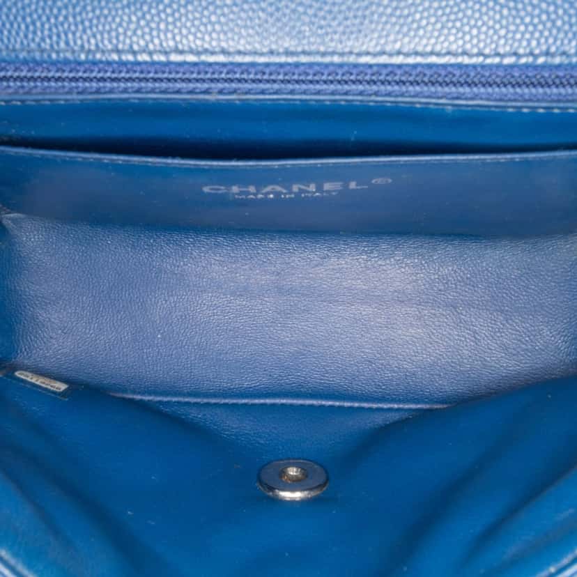 Chanel Mini Rectangular Classic Chevron Caviar Single Flap Blue Leather Good condition - Model View