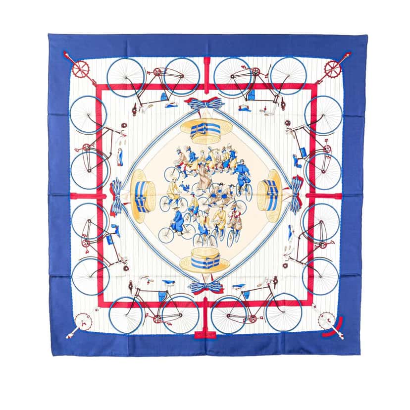 Hermès Les Becanes Silk Scarf White Silk Good condition - Front View