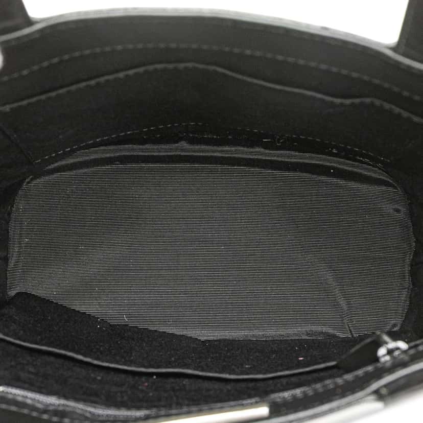 Burberry Calfskin and Suede Tote Black Leather Good condition - Model View