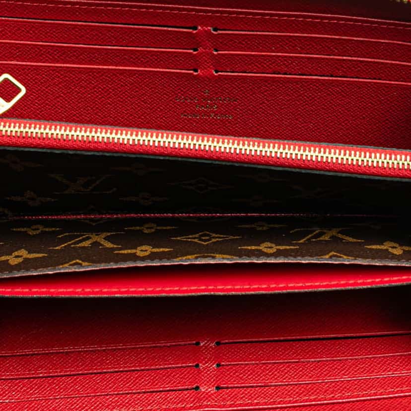 Louis Vuitton Monogram Retiro Zippy Wallet Brown Canvas Good condition - Model View