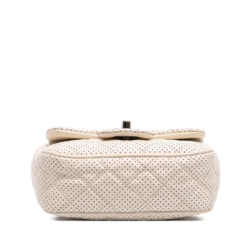 Chanel Mini Perforated Lambskin Punch Flap White Leather Good condition - Inside View