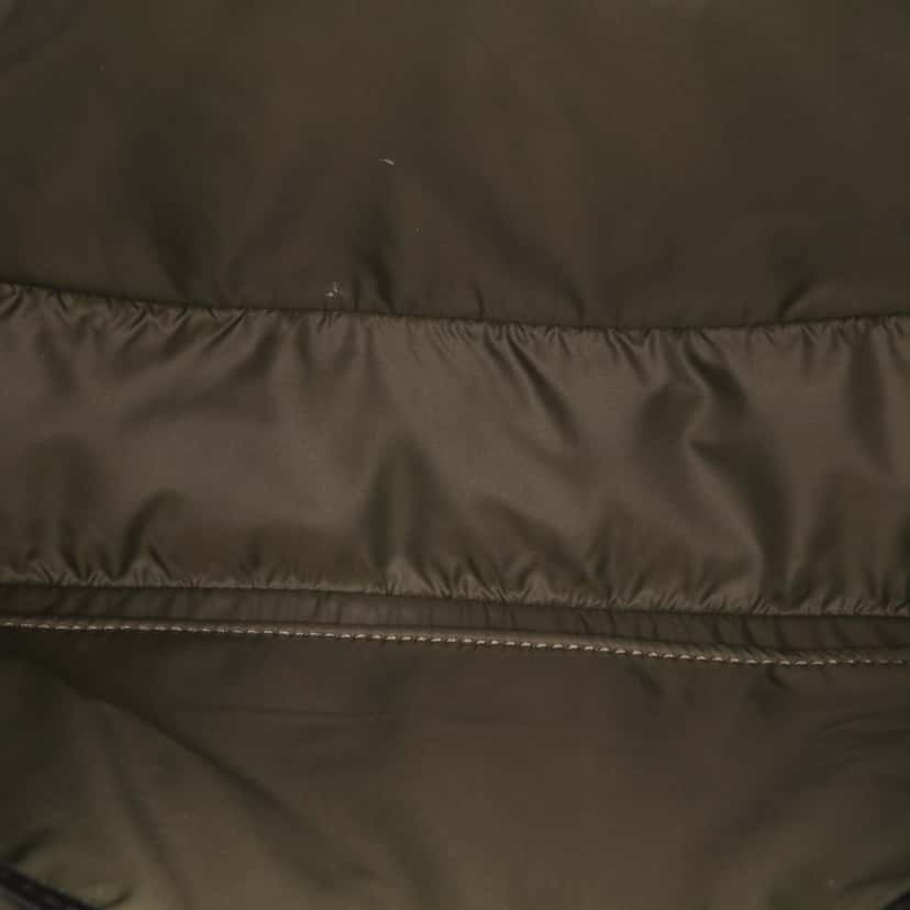 Celine Nylon Ava Shoulder Bag Green Good condition - Model View