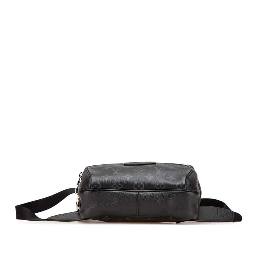 Louis Vuitton Monogram Taigarama Outdoor Bumbag Black Canvas Good condition - Inside View