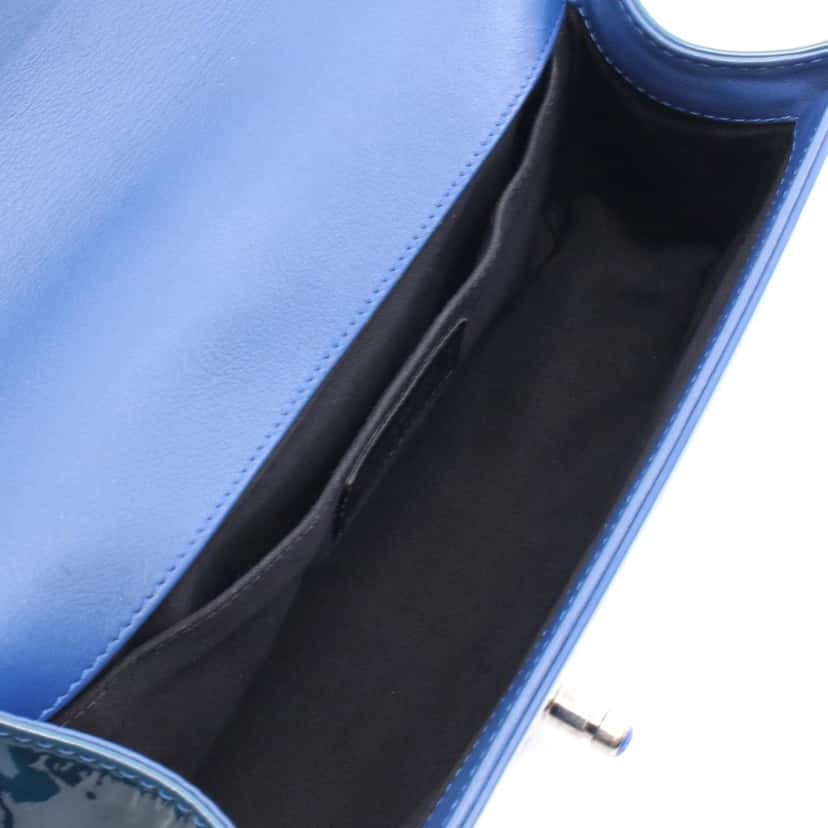 Chanel Old Medium Quilted Patent Acrylic Boy Flap Blue Leather Good condition - Inside View
