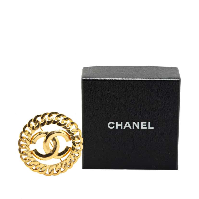 Chanel CC Gold Plated Chain Round Brooch Gold Metal Good condition - Model View