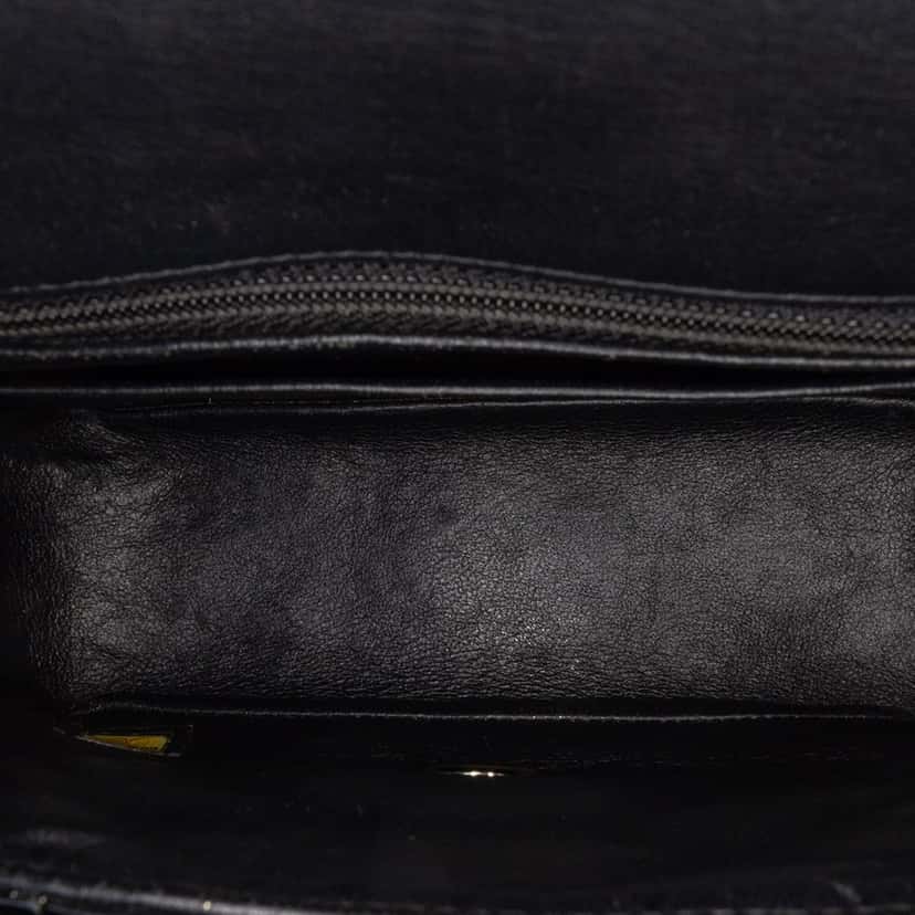 Chanel Mini Square Classic Patent Single Flap Black Leather Good condition - Model View