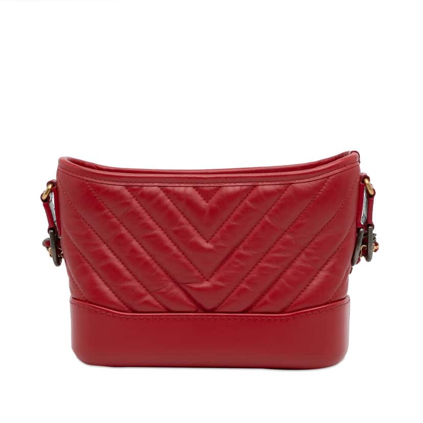 Chanel Small Chevron Lambskin Gabrielle Crossbody Red Leather Good condition - Model View