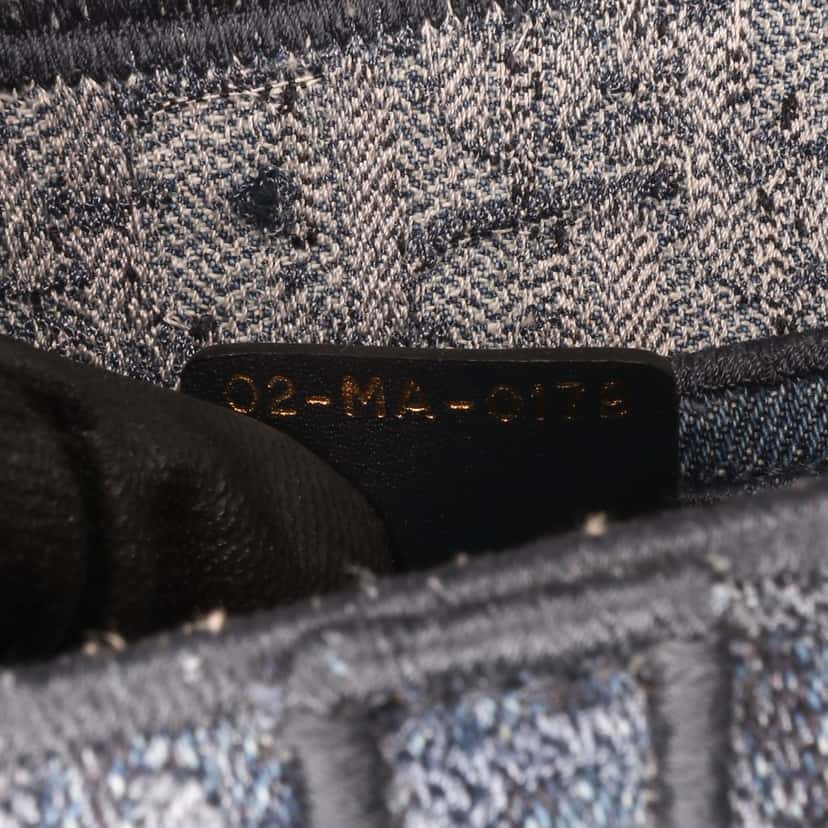 Dior Oblique Denim Embroidered Saddle Bag Blue Denim Good condition - Box View