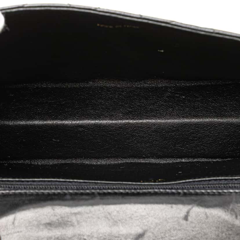 Chanel Quilted Lambskin Tassel Flap Black Leather Good condition - Model View