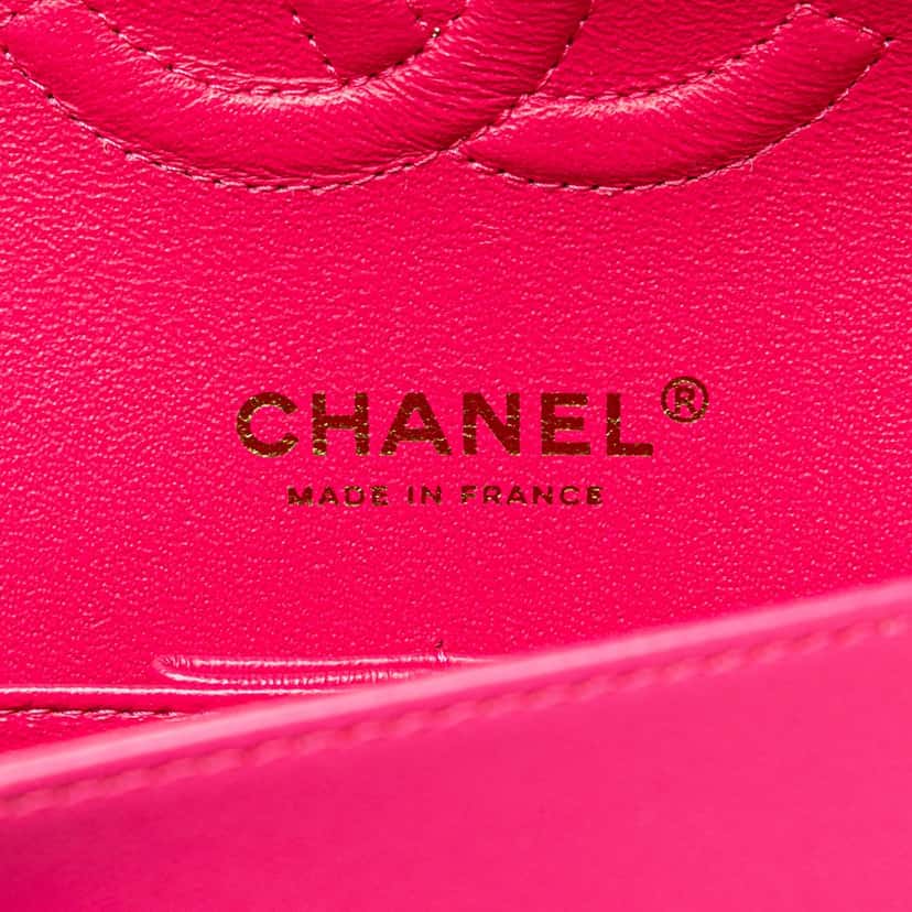 Chanel Medium Classic Chevron Lambskin Double Flap Pink Leather Good condition - Box View