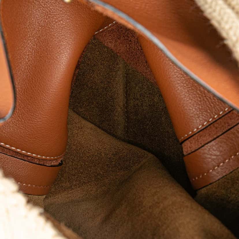 Loewe Knitted Shopper Backpack Brown Wool Good condition - Model View