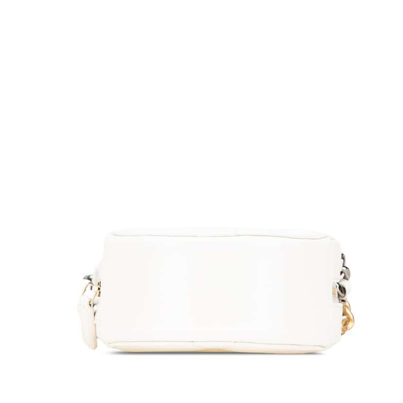 Chanel Lambskin 19 Round Clutch with Chain White Leather Good condition - Inside View
