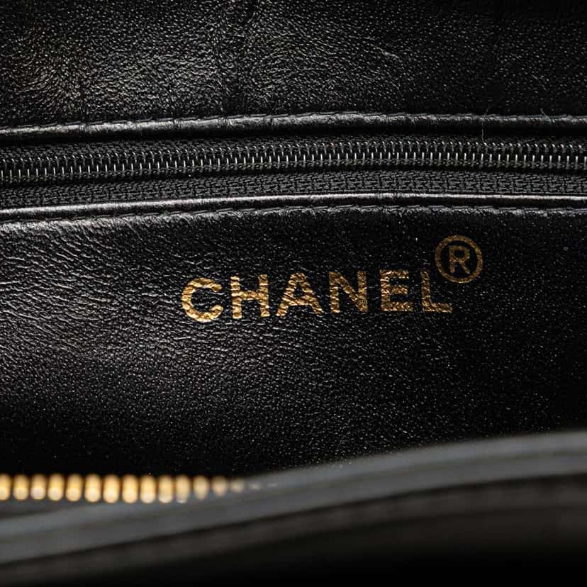 Chanel Lambskin Logo Tote Black Leather Good condition - Box View