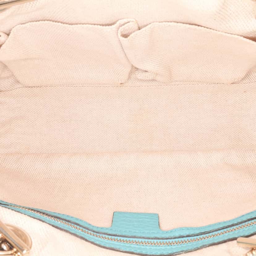 Gucci Leather Soho Chain Zip Shoulder Bag Blue Leather Good condition - Model View