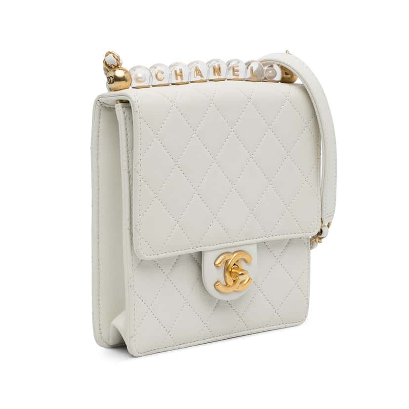 Chanel Small Chic Pearls Flap White Leather Very good condition - Back View