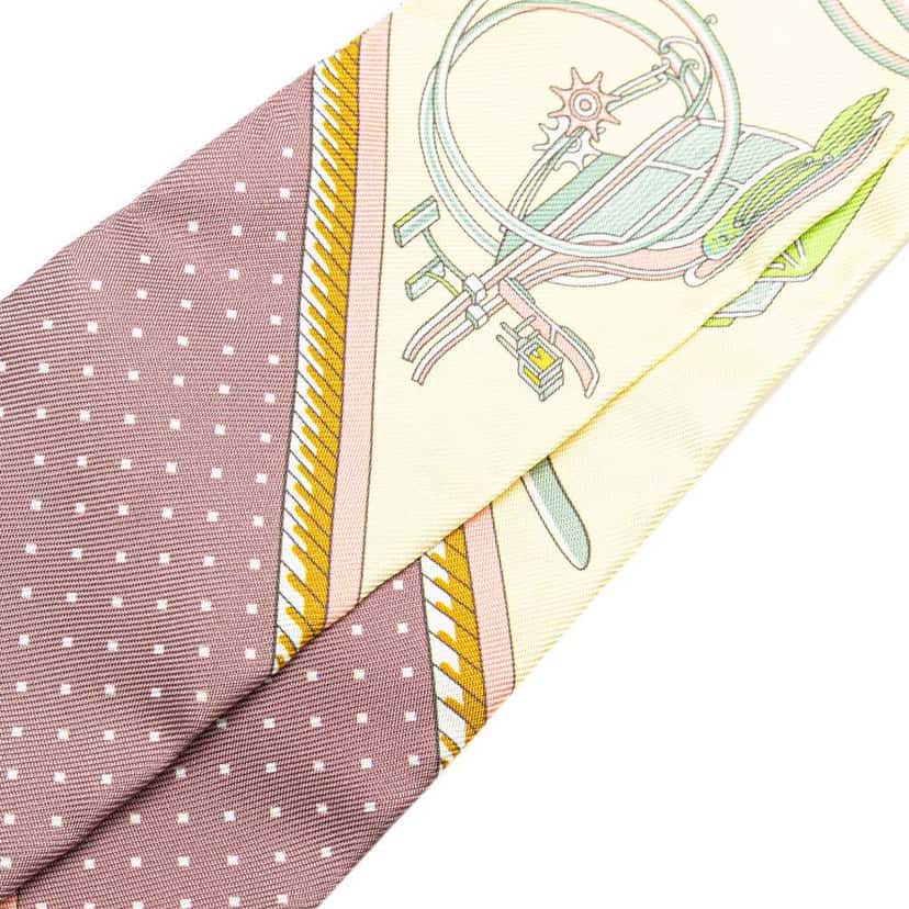 Hermès Les Voitures a Transformation Twilly Silk Scarf Pink Silk Very good condition - Back View