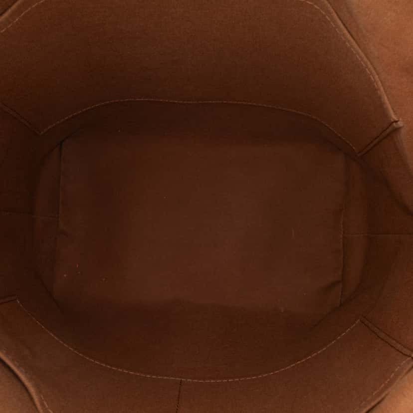Louis Vuitton Monogram Totally MM Brown Canvas Fair condition - Model View