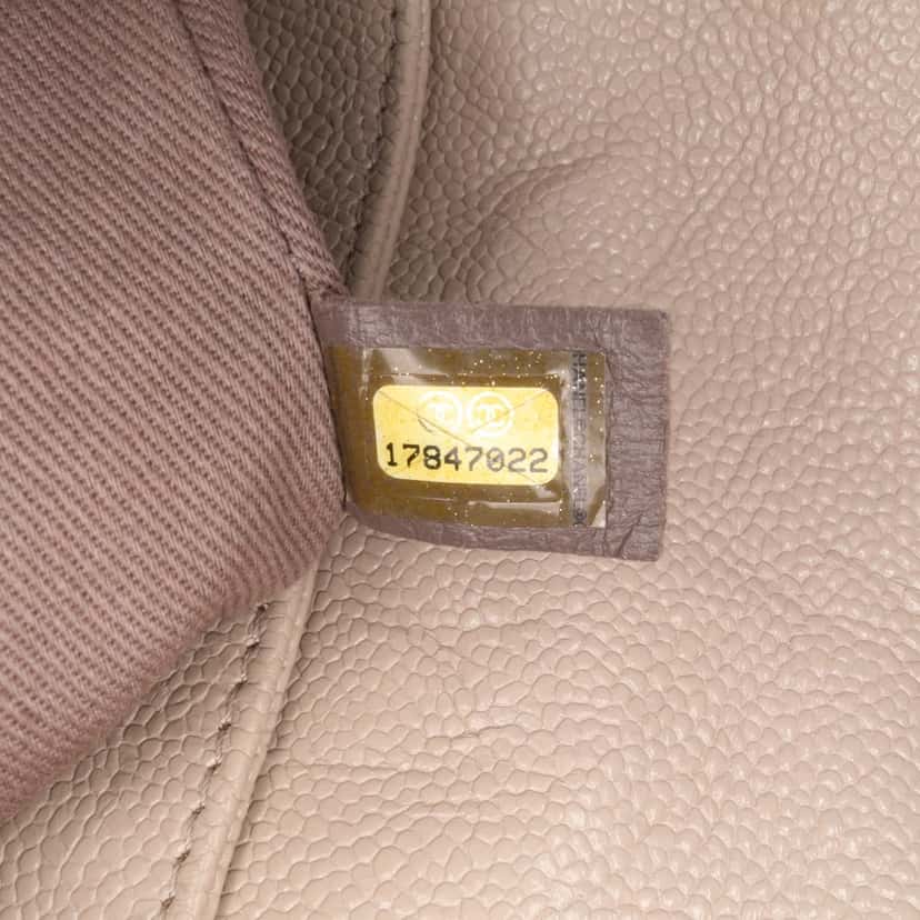 Chanel Medium Quilted Caviar Coco Pleats Messenger Flap Brown Leather Good condition - Box View
