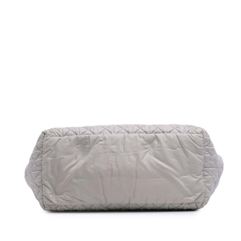 Chanel Large Nylon Coco Cocoon Tote Grey Good condition - Inside View