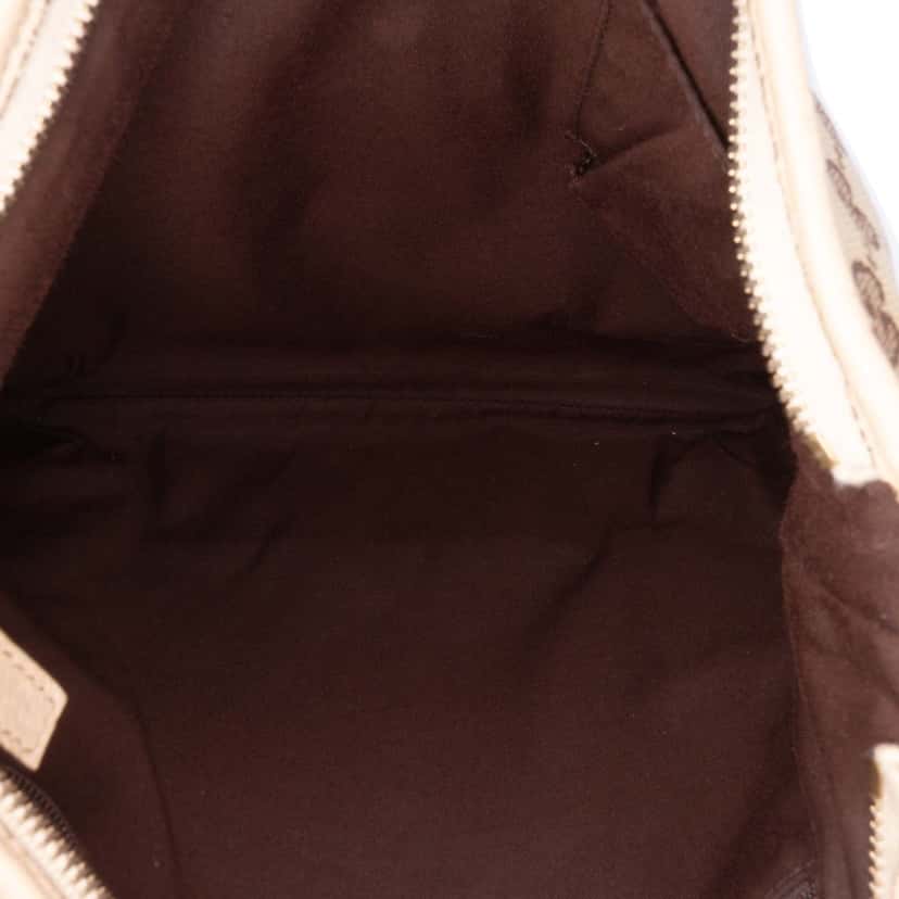 Gucci GG Canvas Abbey D Ring Crossbody Brown Canvas Good condition - Model View
