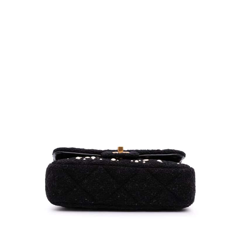 Chanel Small Tweed Pearl Cosmos Flap Black Tweed Good condition - Inside View