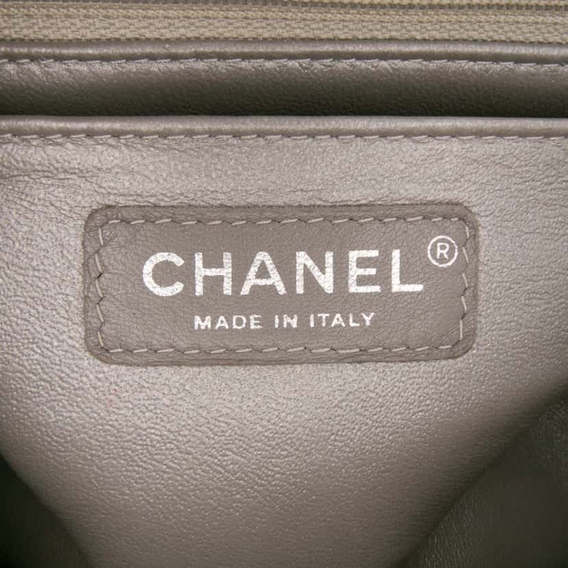 Chanel Mini Square Classic Chevron Iridescent Lambskin Single Flap Brown Leather Good condition - Box View