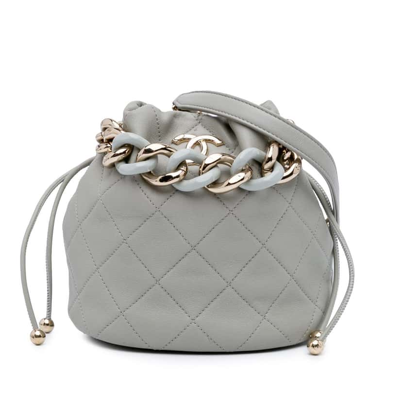 Chanel CC Quilted Calfskin Resin Bi-Color Chain Bucket Bag Grey Leather Very good condition - Front View