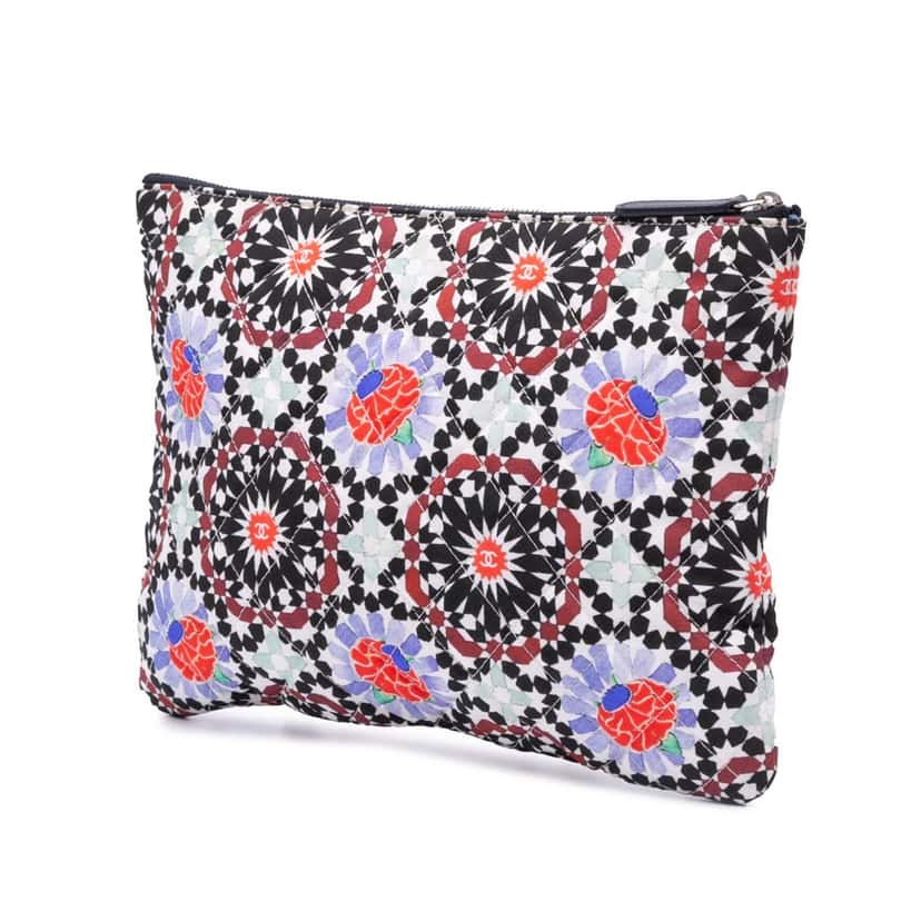 Chanel Paris Dubai Medium Printed Canvas Cosmetic Case White Canvas Good condition - Back View