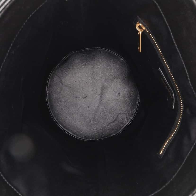 Saint Laurent Medium Lambskin Cecile Bucket Bag Black Leather Good condition - Model View
