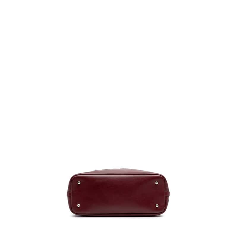 Chanel Large Calfskin Coco Eyelets Shopping Tote Red Leather Good condition - Inside View