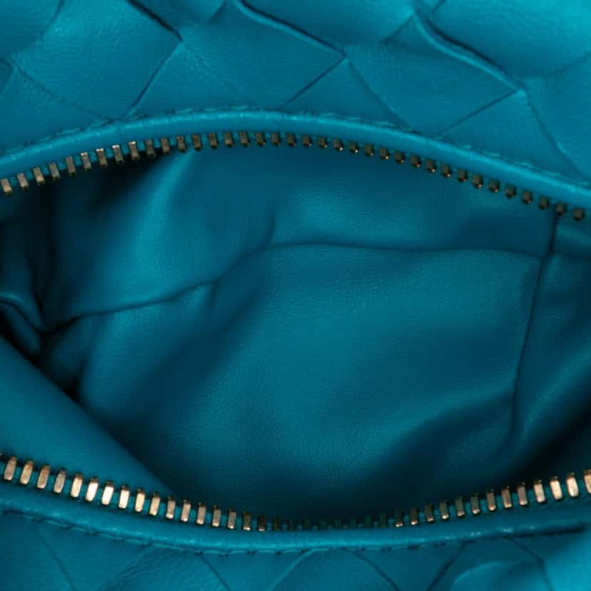 Bottega Veneta Mini Nappa Intrecciato Jodie Blue Leather Good condition - Model View