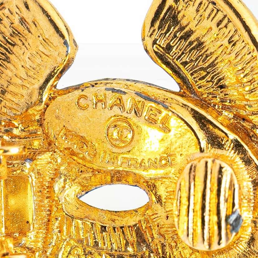 Chanel Gold Plated CC Quilted Clip On Earrings Gold Metal Good condition - Inside View